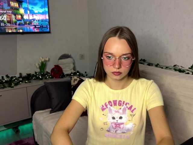 AmyYammy live cam on BongaCams