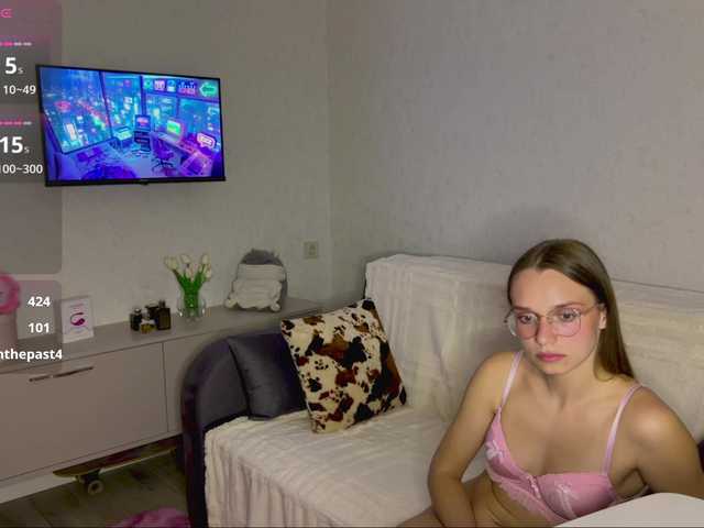 AmyYammy live cam on BongaCams