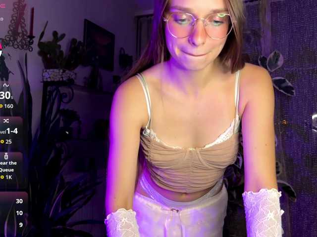 AmyYammy live cam on BongaCams