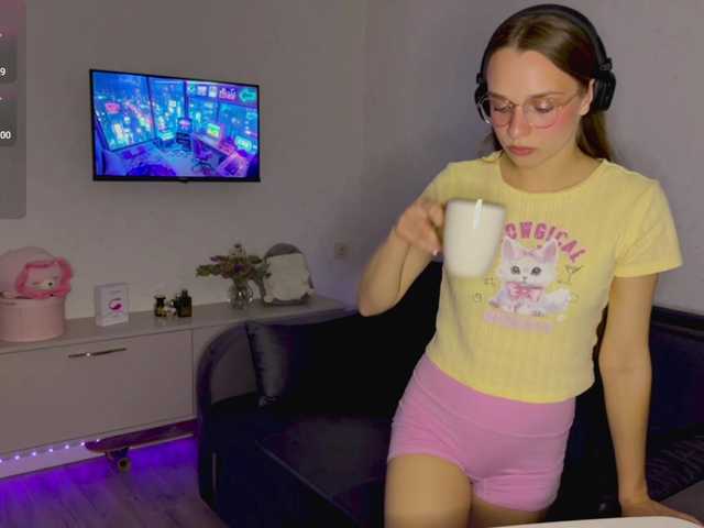 AmyYammy live cam on BongaCams