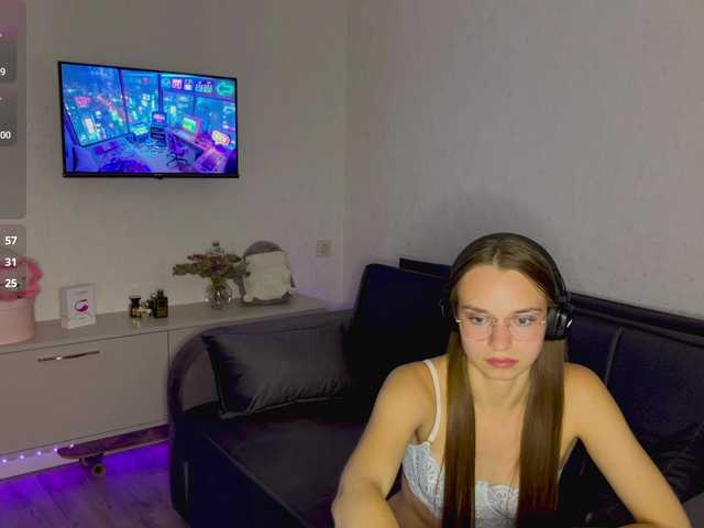 AmyYammy live cam on BongaCams