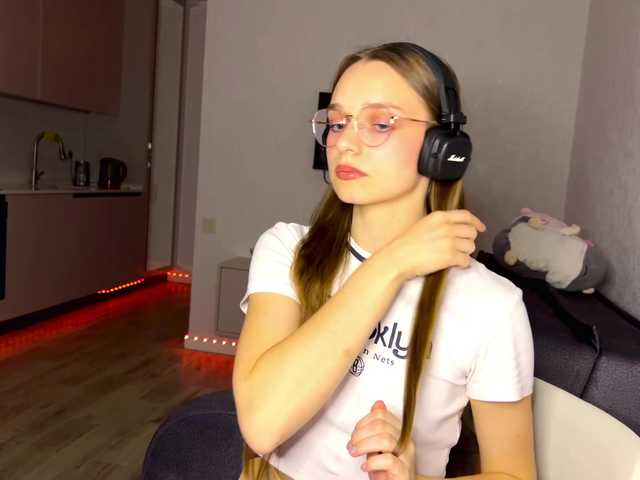 AmyYammy live cam on BongaCams