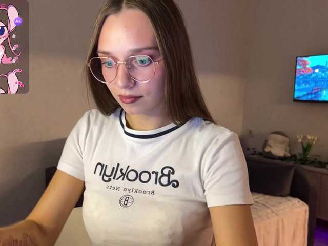 AmyYammy live cam on BongaCams