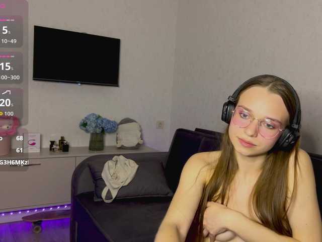 AmyYammy live cam on BongaCams