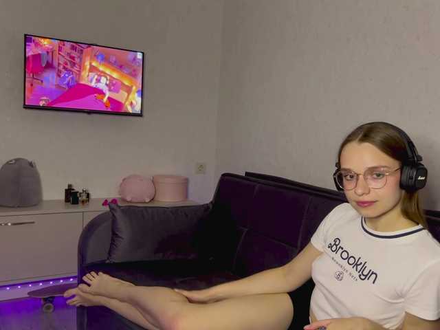 AmyYammy live cam on BongaCams