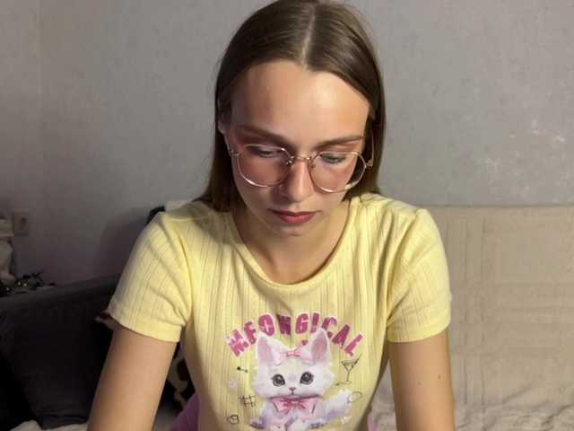 AmyYammy live cam on BongaCams