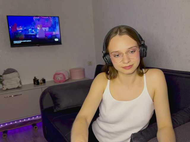 AmyYammy live cam on BongaCams