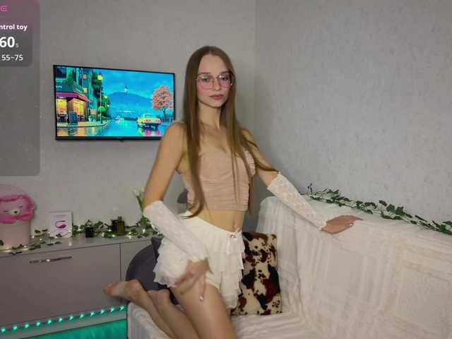 AmyYammy live cam on BongaCams