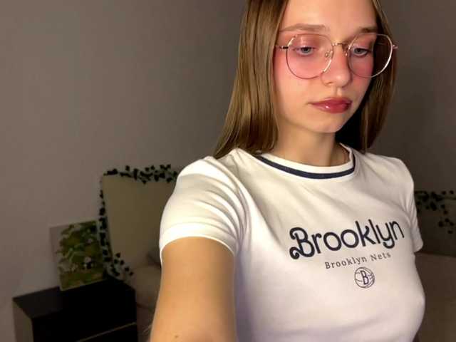 AmyYammy live cam on BongaCams
