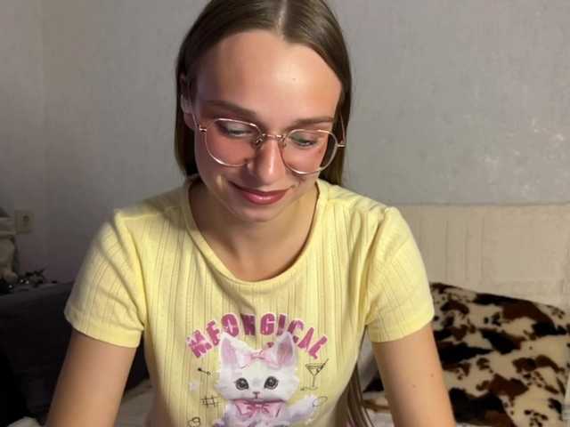 AmyYammy live cam on BongaCams