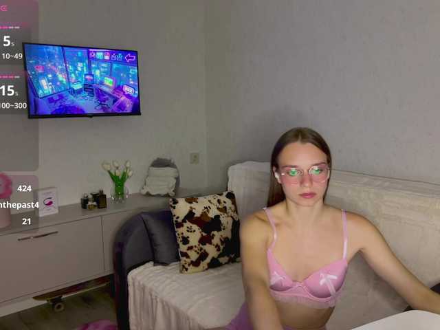 AmyYammy live cam on BongaCams