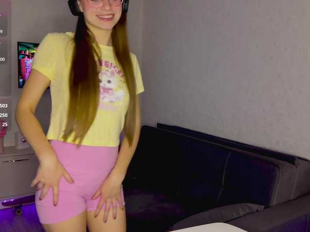 AmyYammy live cam on BongaCams