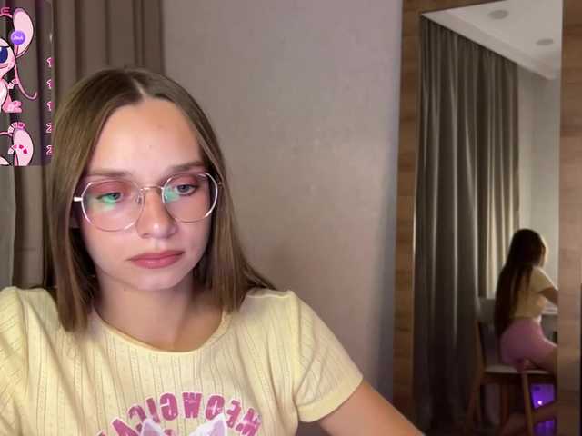 AmyYammy live cam on BongaCams