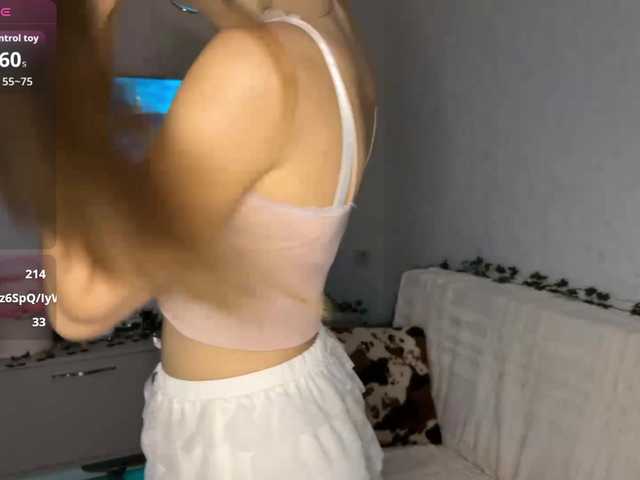 AmyYammy live cam on BongaCams