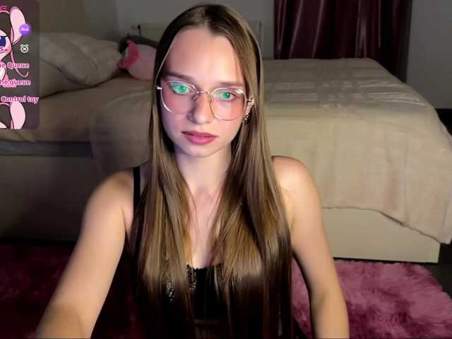 AmyYammy live cam on BongaCams