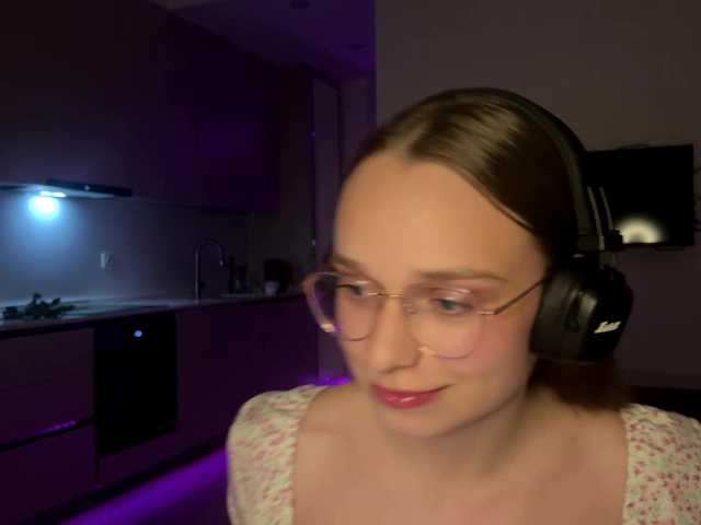 AmyYammy live cam on BongaCams