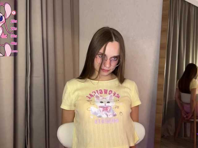 AmyYammy live cam on BongaCams