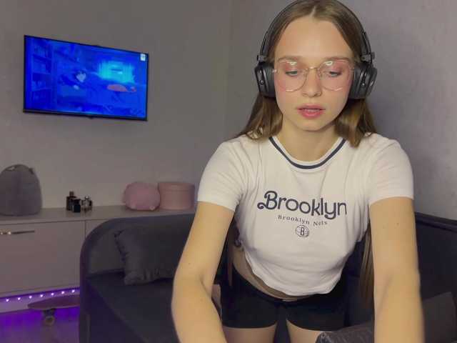AmyYammy live cam on BongaCams