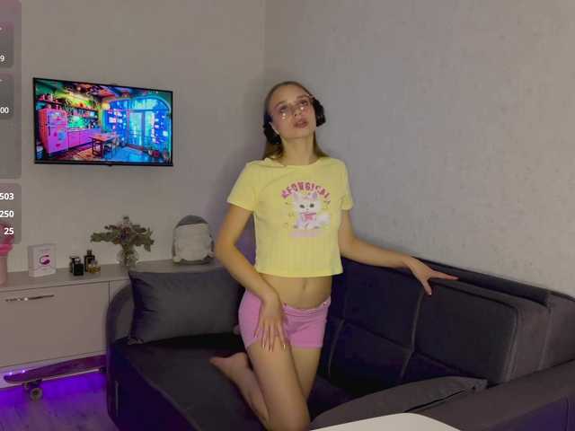 AmyYammy live cam on BongaCams