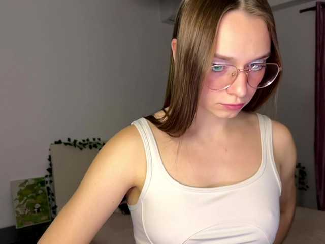 AmyYammy live cam on BongaCams