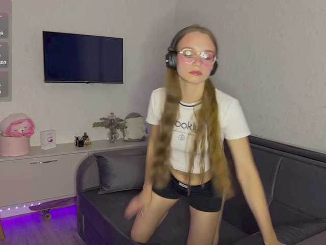 AmyYammy live cam on BongaCams