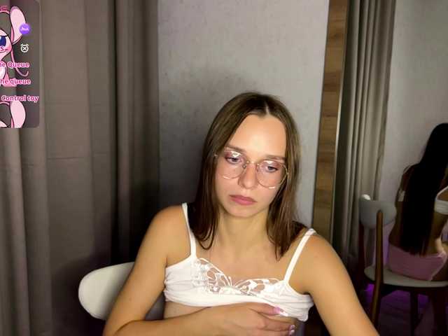 AmyYammy live cam on BongaCams