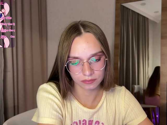 AmyYammy live cam on BongaCams