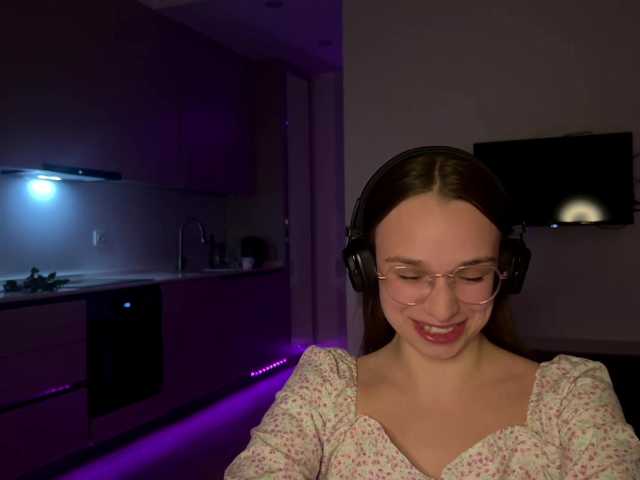 AmyYammy live cam on BongaCams