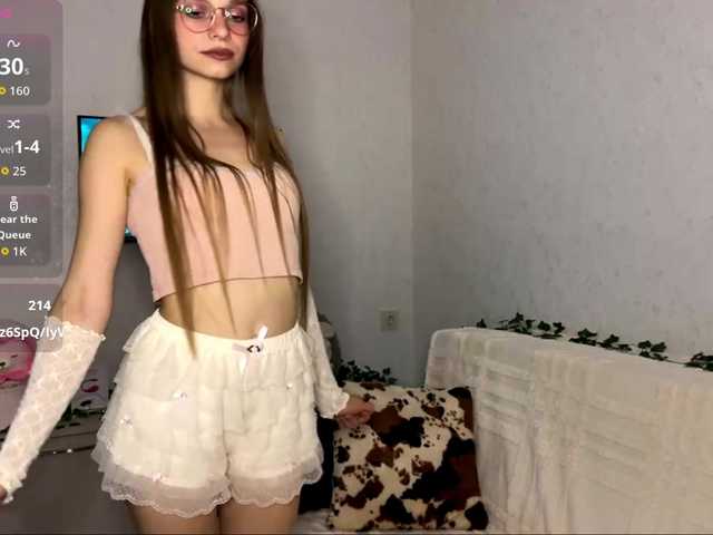 AmyYammy live cam on BongaCams