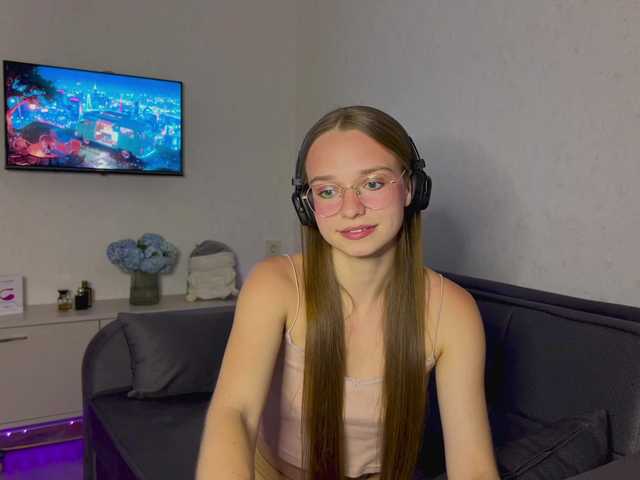 AmyYammy live cam on BongaCams