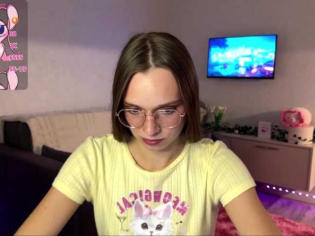 AmyYammy live cam on BongaCams