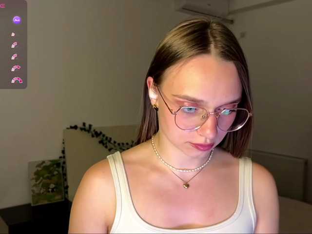 AmyYammy live cam on BongaCams