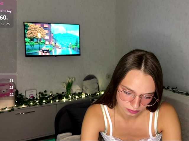 AmyYammy live cam on BongaCams