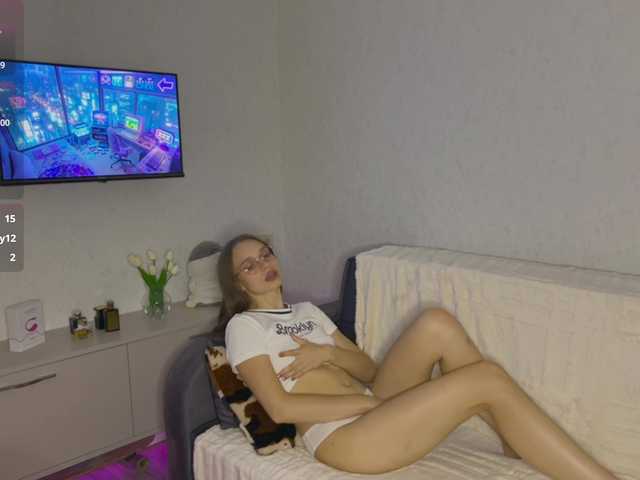 AmyYammy live cam on BongaCams