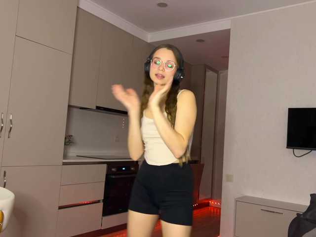 AmyYammy live cam on BongaCams