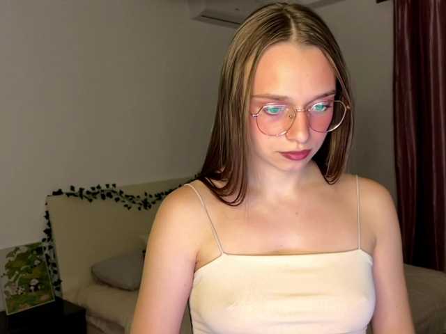 AmyYammy live cam on BongaCams