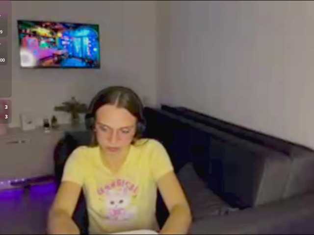 AmyYammy live cam on BongaCams