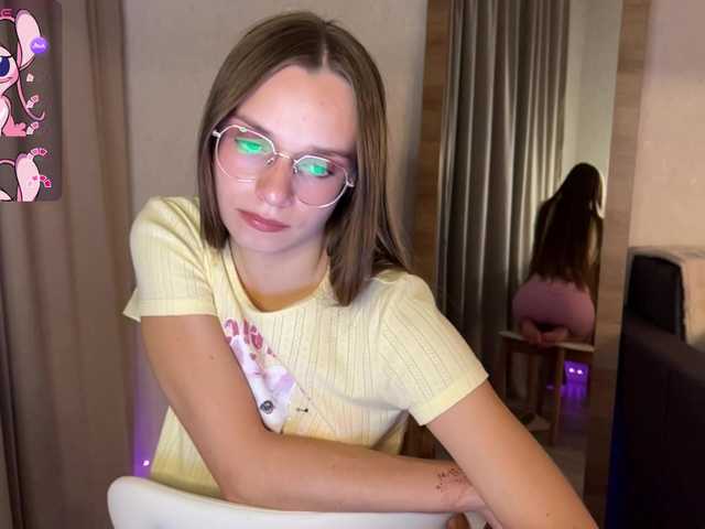 AmyYammy live cam on BongaCams