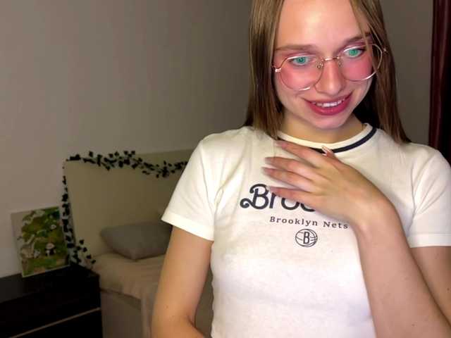 AmyYammy live cam on BongaCams