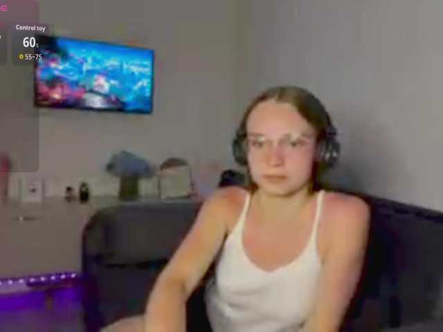 AmyYammy live cam on BongaCams