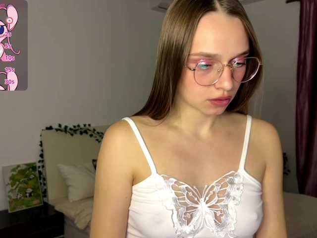 AmyYammy live cam on BongaCams