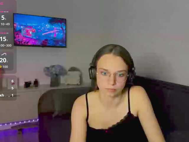 AmyYammy live cam on BongaCams
