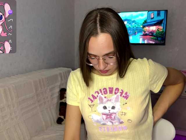 AmyYammy live cam on BongaCams