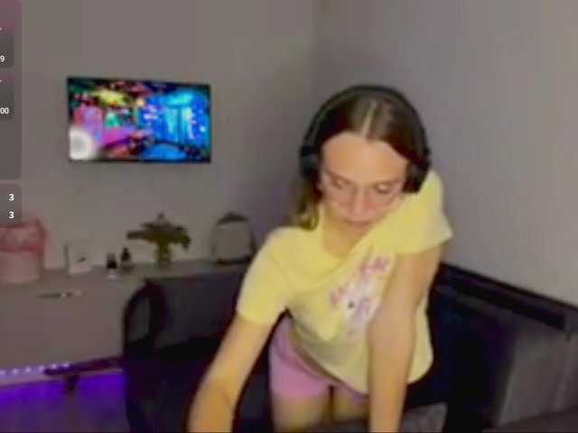 AmyYammy live cam on BongaCams