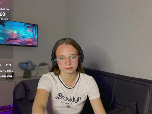AmyYammy live cam on BongaCams