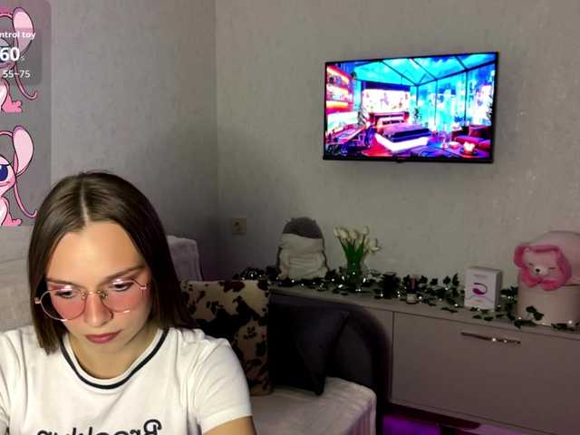 AmyYammy live cam on BongaCams