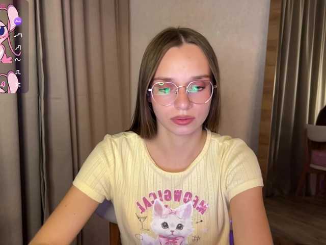 AmyYammy live cam on BongaCams