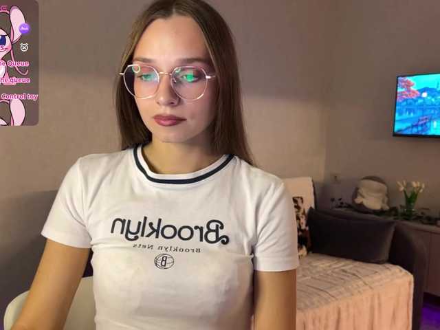 AmyYammy live cam on BongaCams