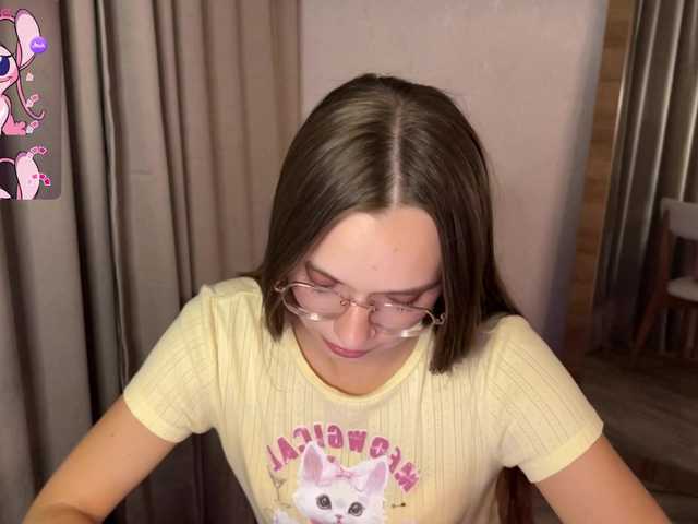 AmyYammy live cam on BongaCams