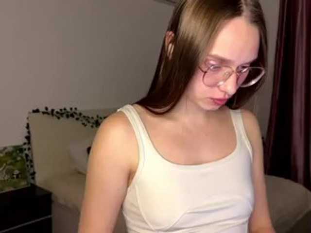 AmyYammy live cam on BongaCams